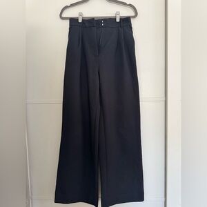 Abercrombie Sloane Wide Leg Trouser - size 6